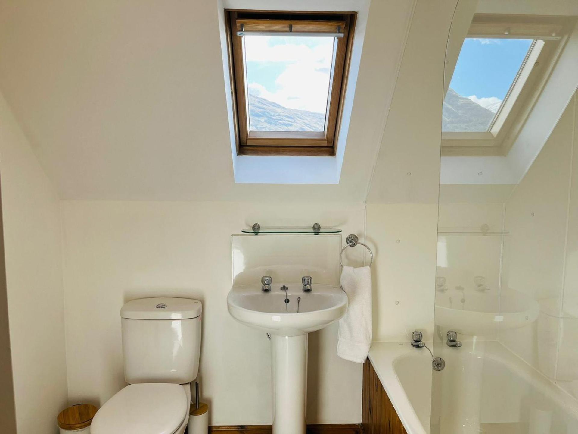 Avoca House Villa ฟอร์ตวิลเลียม ภายนอก รูปภาพ